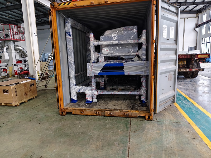 Hoogwaardige intelligente productie vertrekt naar het buitenland! Volledig geconfigureerde straal- en zachte borstelmachines verzonden naar het Midden-Oosten